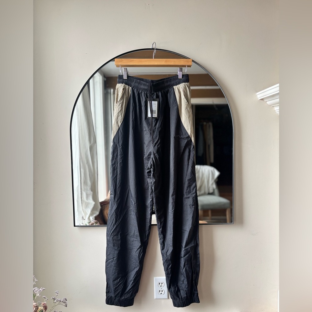 BRUNETTE THE LABEL | Serena oversized track suit | size m/large - Picture 9 of 9